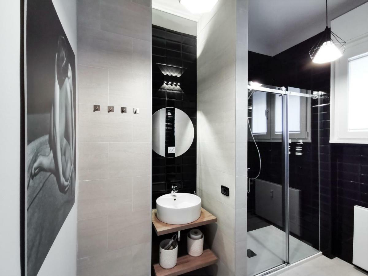 Chiclife Florentin - Downtown Apartment แบร์กาโม ภายนอก รูปภาพ