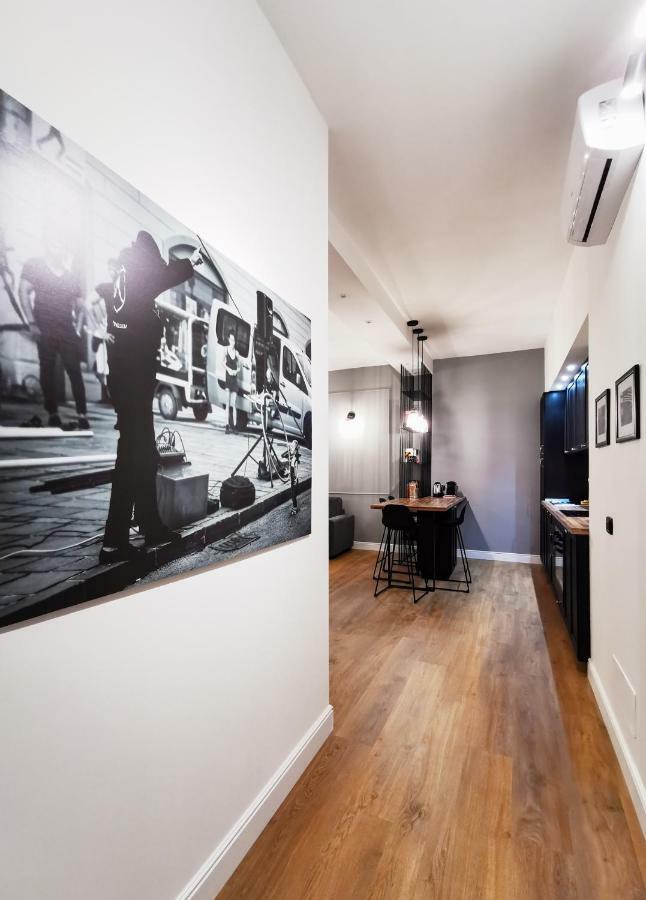 Chiclife Florentin - Downtown Apartment แบร์กาโม ภายนอก รูปภาพ